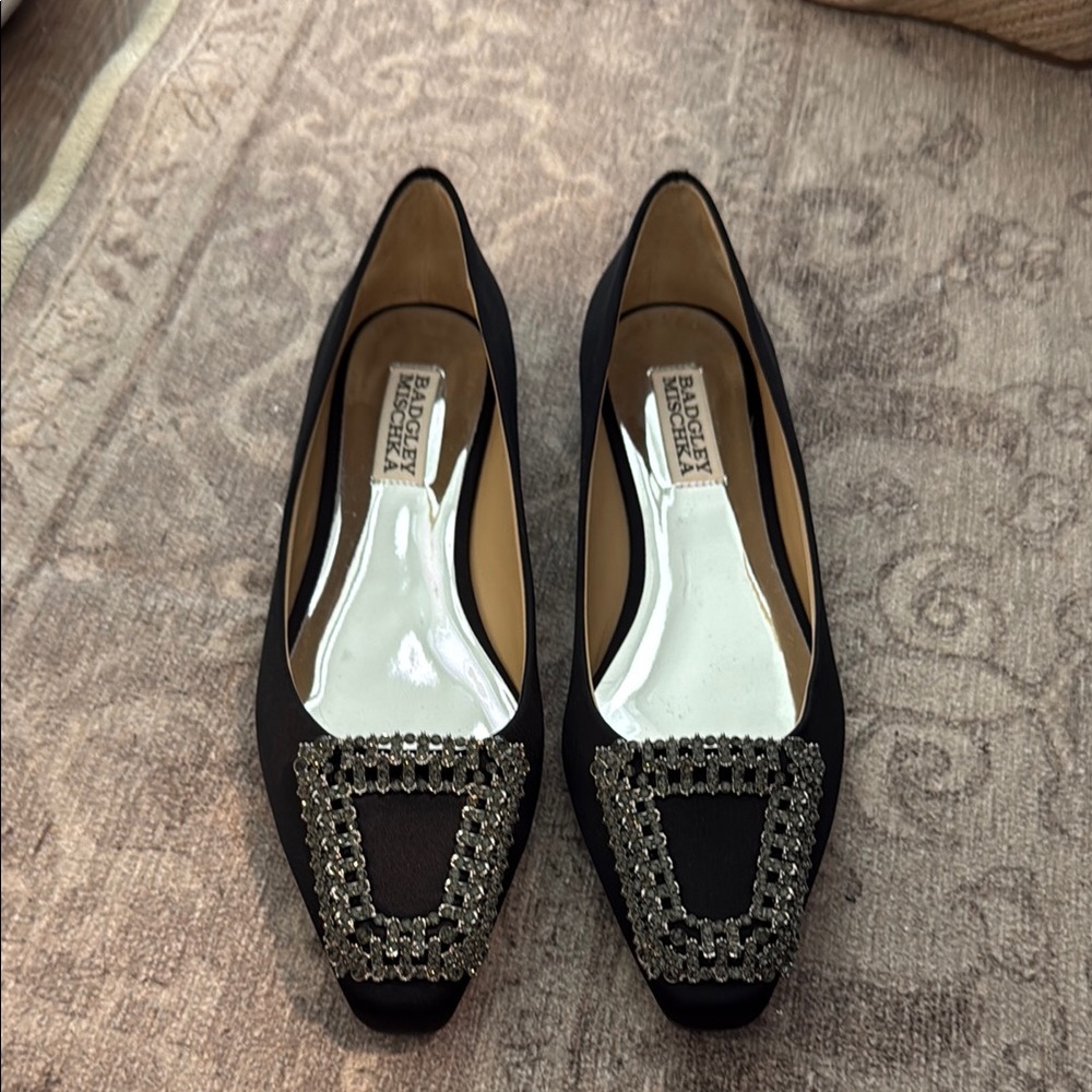 Badgley Mischka NWOT Embellished Women Shoes
